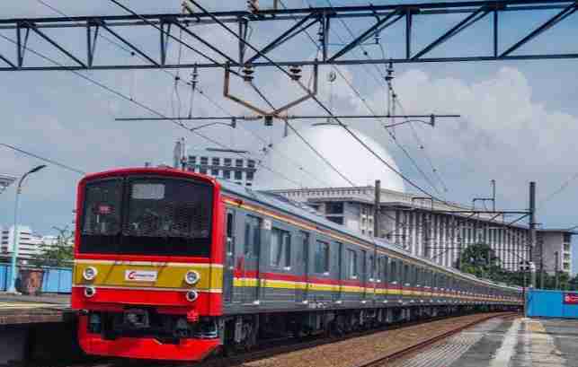 Kemenhub: Belum Ada Penyesuaian Tarif KRL Jabodetabek dalam Waktu Dekat